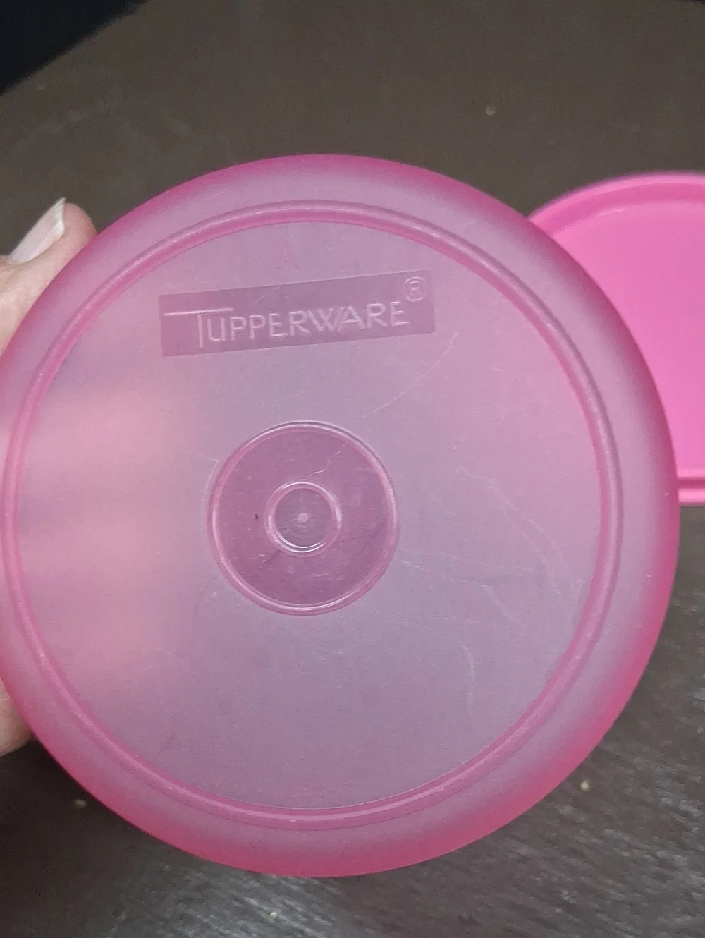 Tupperware 4 pc set, 7.25 Cup, 2 cup, & set 2 - 6 oz. containers‎